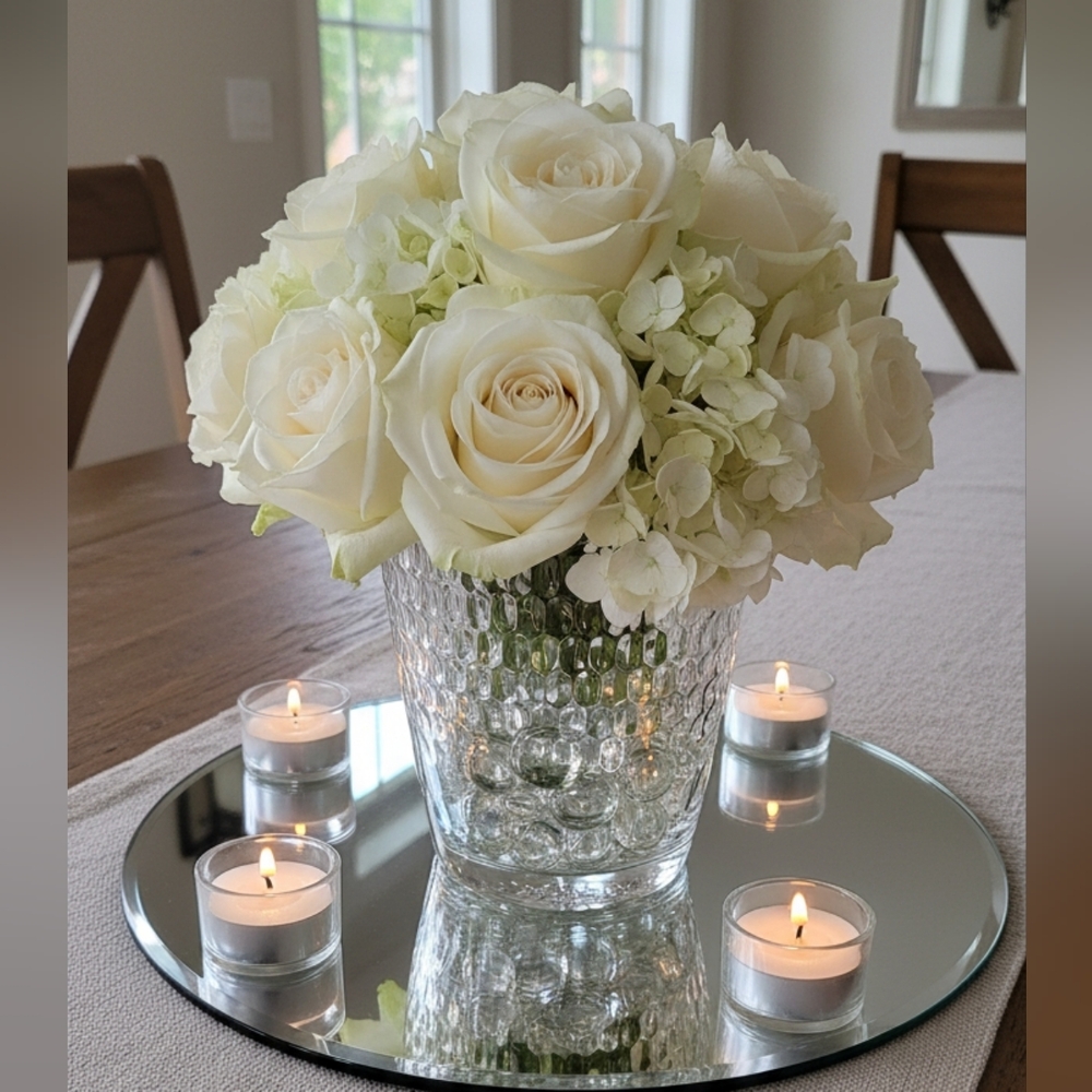 VILLEROY & BOCH BOSTON CLEAR CUBE 10 INCH DECORATING VASE‎
